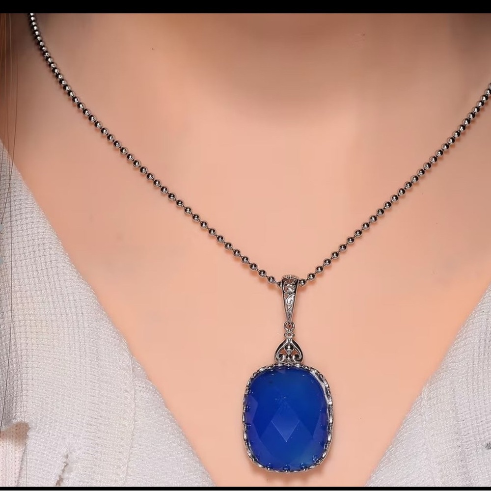 Blue Agate w/Austrian Crystal 15.00 ctw Pendant Necklace 20-22 in Stainless